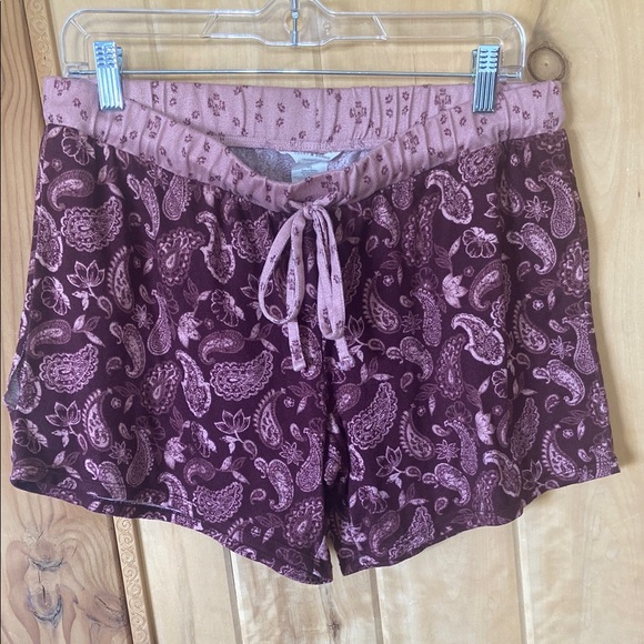 🔥5 for $12🔥Lucky Brand Pink & Plum Paisley Shorts - Picture 11 of 11